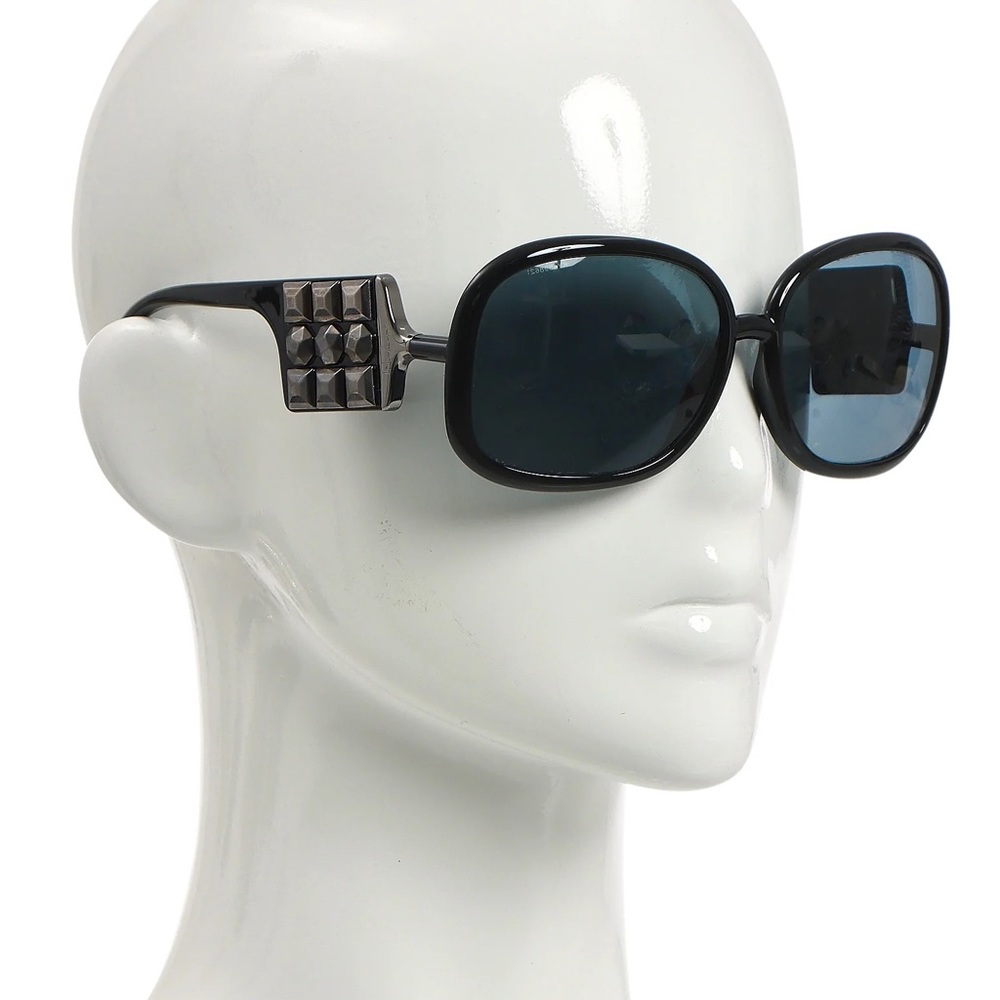 Burberry Black 4019-B Studded Arm
Oversized Sunglasses